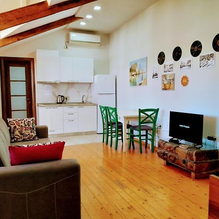 Central Loft Тирана Экстерьер фото